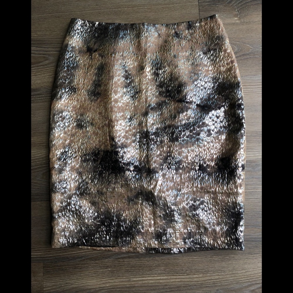 Ellen Tracy Metallic Gold Pencil Skirt